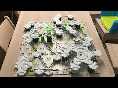 Tolle Bahn mit Starterset,Trax und Looping - GraviTrax Challenge von Jens G.