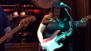 Debbie Davies with Laura Chavez. Moaning for Molasses. January 2016