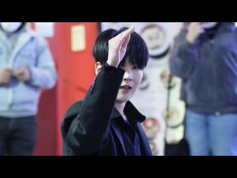 Gambler / monstaX || kimhyojin 김효진 직캠 홍대바스킹 busking 20230224