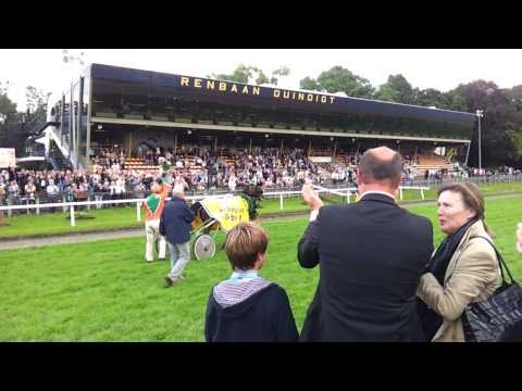 Huldiging Jan van Dooyeweerd - Berry's Boy - Telegraaf Derby 2011 Duindigt Wassenaar