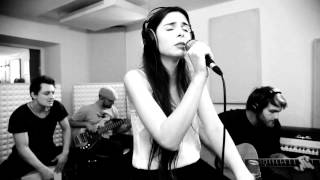 Julia Botelho - &quot;Bigger Than This&quot; (Acoustic)