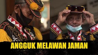 LOST IN INDONESIA TARI TRADISI ANGGUK PUTRA AL AMIN KULON PROGO