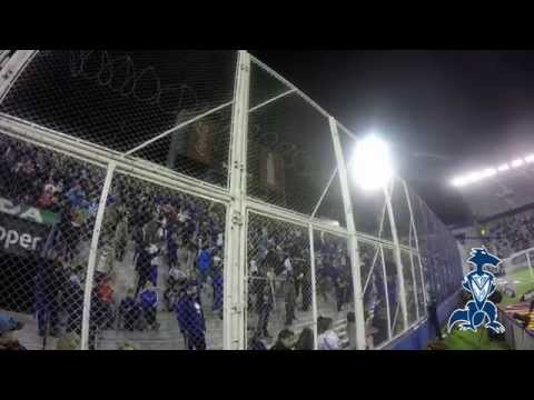 "HINCHADA 4K | Velez 0 Vs Argentinos 1 | Torneo 2015 | Fecha 12" Barra: La Pandilla de Liniers &bull; Club: Vélez Sarsfield