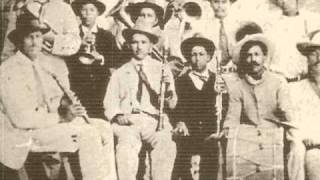 Banda Sinaloense el Recodo - El Camisa de juera