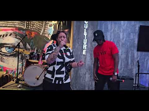 Necessary Noize brought back the noise in Dubai,Big up to the legends, Their vibe 👌 Nazizi and Wyre.