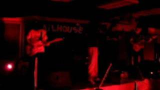 EvA&#39;s cover of &#39;eleanor&#39; by low millions