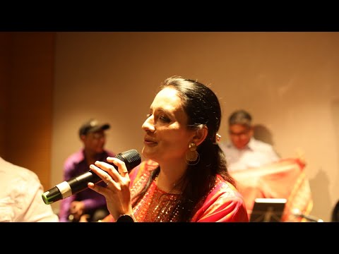 Pratibha Kulkarni Barsaat mein