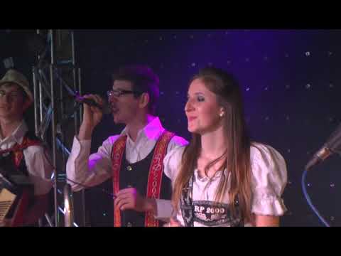 Banda Musical RP 2000 Quedate con ella