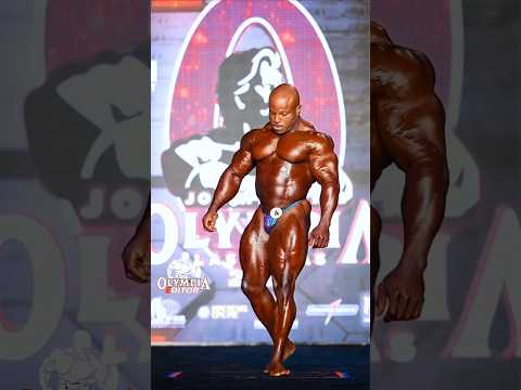 (4K) | SHAUN CLARIDA 🔥 POSING ROUTINE AT MR OLYMPIA 2025 #bodybuilding #shaunclarida #212olympia
