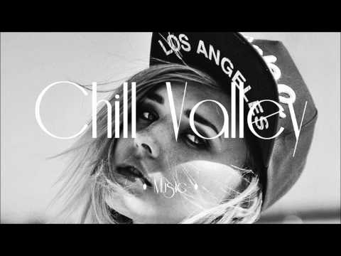 Memorecks - Trouble (ft. Jenna Pemkowski)