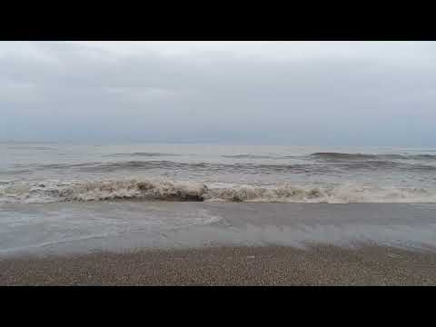 Versova beach near Seven bunglow garden 🏡