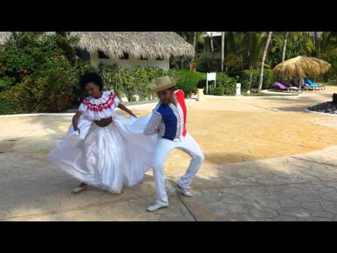 Baile folclórico dominicano
