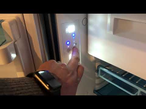 Sanjo and Dometic fridge