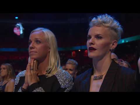 Hedvig Lindahl vinner Diamantbollen för andra året irad - TV4 Sport