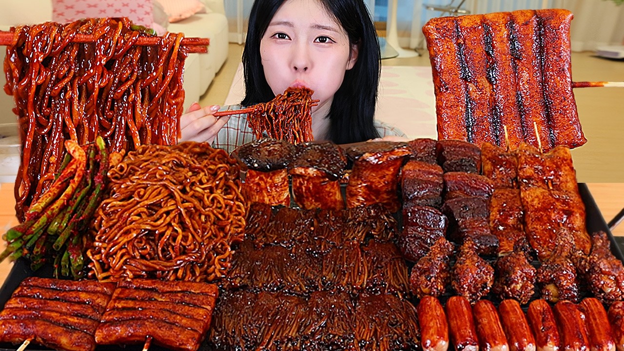 ASMR MUKBANG| 직접 만든 불닭 짜장 버섯 양념치킨 소세지 동파육 파김치 먹방 & 레시피 SPICY MUSHROOMS AND FIRE NOOD