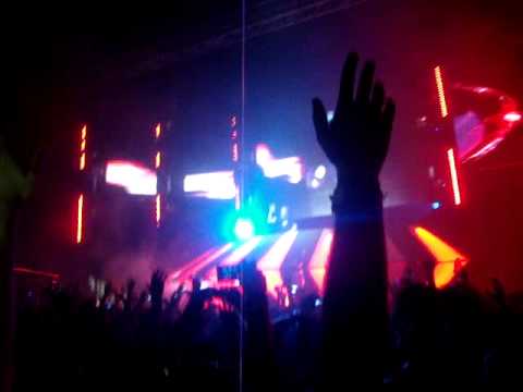Armin Van Buuren - Live @ Ultra - ASOT 500 - Nardo (jorn van deynhoven remix) (3)