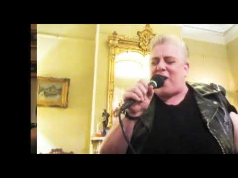Leigh Crow video