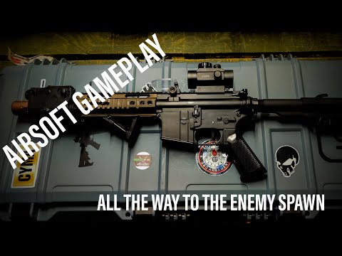 Airsoft Gameplay Featuring a custom Cyma replica. Cover and movement all the way to enemy spawn.