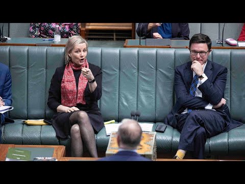 ‘Battle raging inside the Liberal Party’ to become more central