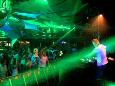 Mark Sherry @ Monday Bar (Lucia Cruise 2011) playing Lange 'Songless' (Mark Sherry's Outburst Remix)