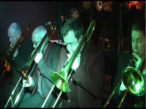 Barnburner - Hot House Big Band - Les Hooper