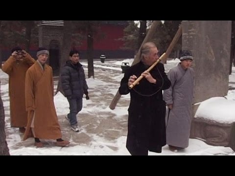 David Carradine Visits a Shaolin Temple in China (2005)