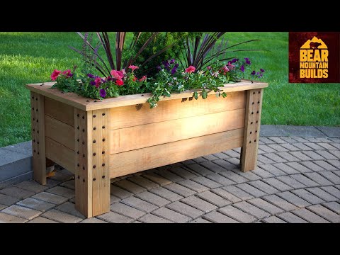 Simple Modern Cedar-Tone Planter Box | FREE PLANS