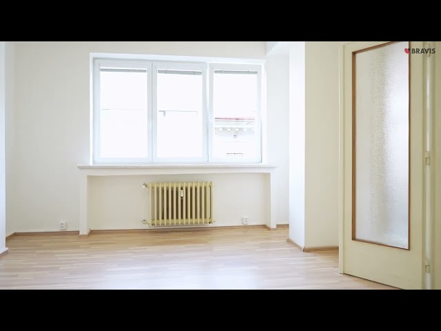 Prodej bytu 4+1, Brno - střed, ulice Cihlářská, prostorný balkon do vnitrobloku, sklep