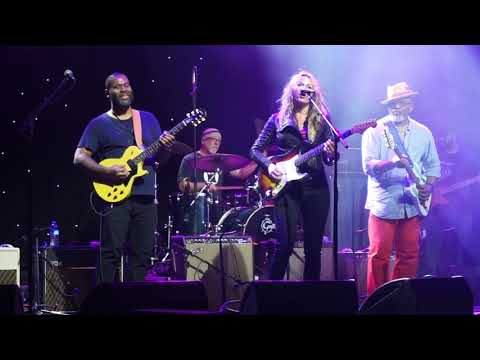 Josh Smith, Kirk Fletcher, Ana Popovic, Toronzo Cannon - Let Me Love You Baby
