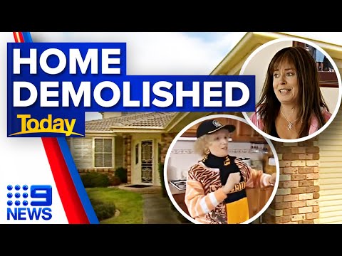 Kath & Kim’s iconic Melbourne home being demolished | 9 News Australia