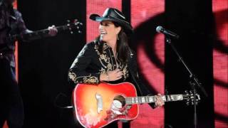 Terri Clark - Hard To Handle Live