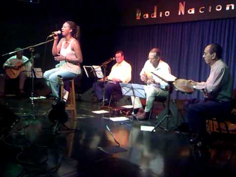 Escravo da Alegria (Toquinho e Miltinho) - Nilze Carvalho e Época de Ouro