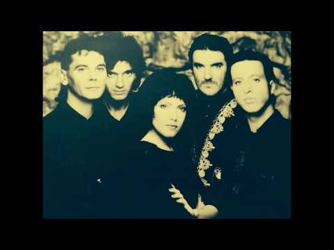 MATIA BAZAR - CAVALLO BIANCO Live in Tokyo 1986