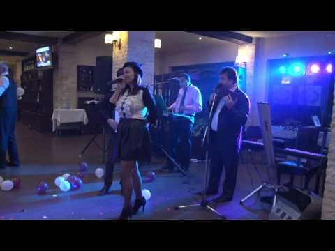 FORMATIA ANDU GEORGESCU TARGOVISTE 2014 CU IZABELA SIMION SI ANDU GEORGESCU LA NUNTA