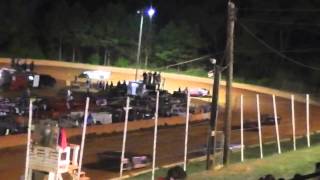preview picture of video 'Hobby Race at the Winder Barrow Speedway 4/13/2013'