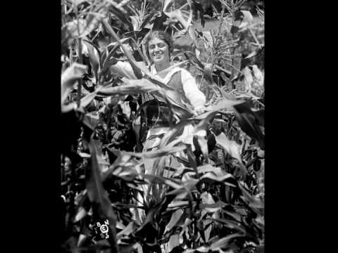 Soprano Alma Gluck ~ My Old Kentucky Home (1916)