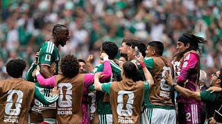 México gana 2-0 a Sudáfrica en un dramático debut del Mundial