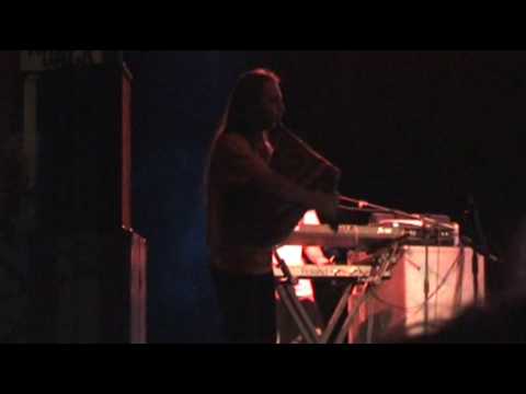 Locomondo - Ικαριώτικος (live in Athens - HiJACK.gr - 11/09/2008)