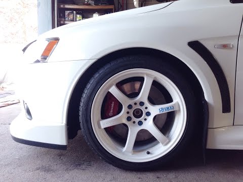Rays Gram Lights 57D on Mitsubishi Evo X