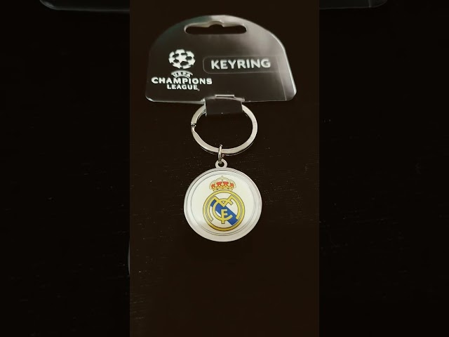 Vídeo relacionado con Real Madrid Llavero Escudo metálico sintético [AB2178]