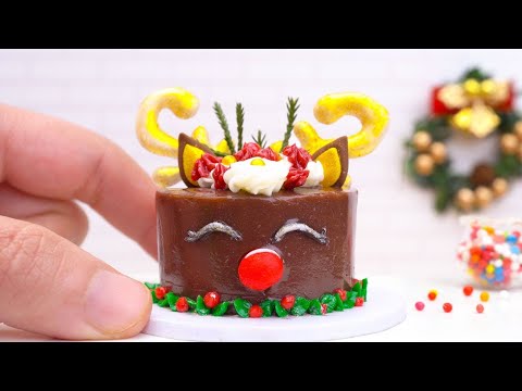 Amazing Miniature Christmas Cake Decorating | Tiny Reindeer Cake Recipe For Xmas