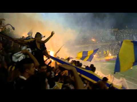 "Canalla te prometo que siempre voy a estar a tu lado - Recibimiento" Barra: Los Guerreros • Club: Rosario Central • País: Argentina