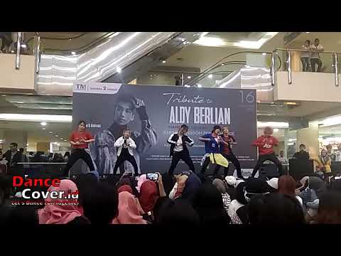 Exollent Dance Cover Tribute to Aldy Berlian 160918 Mangga Dua Square