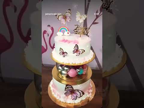 no one can describe the cake with word it was just a perfect