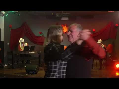 Retro muzikos ir šokių vakaras „Po sidabro mėnuliu“ (II dalis) 2021-10-14