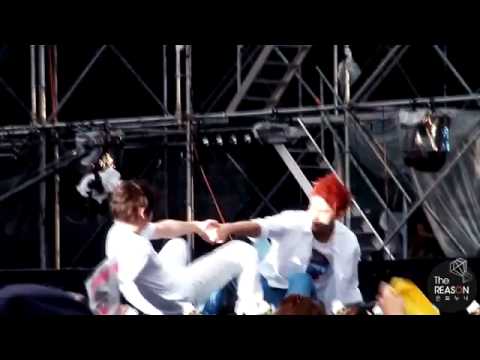 [Fancam] 110814 BEAST DongSeob doing American dance @ United Cube Concert