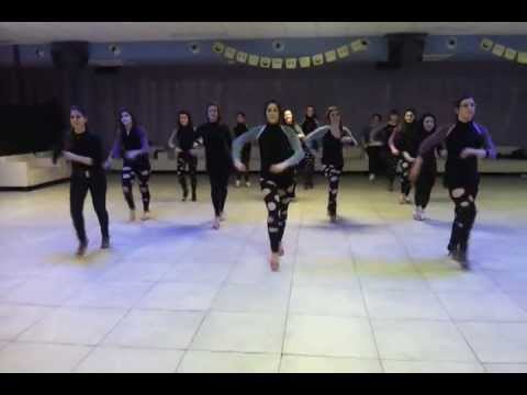 LA OLA    Los Locos vs Mariucch & El 3mendo