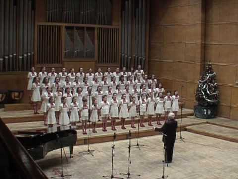 Bulgarian National Radio Children's Choir - Greinala yasna zvezdica
