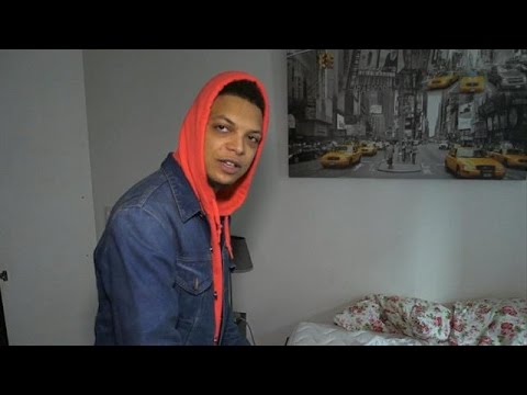 Louis Vuittons mee voor Ronnie Flex? - RAPPERS ACHTER DE TRALIES