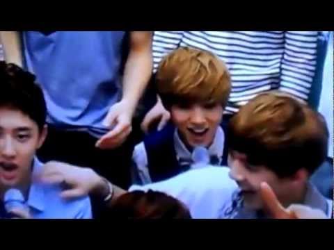 120810 EXO - MAMA (Close-up) @ SM Art Exhibition